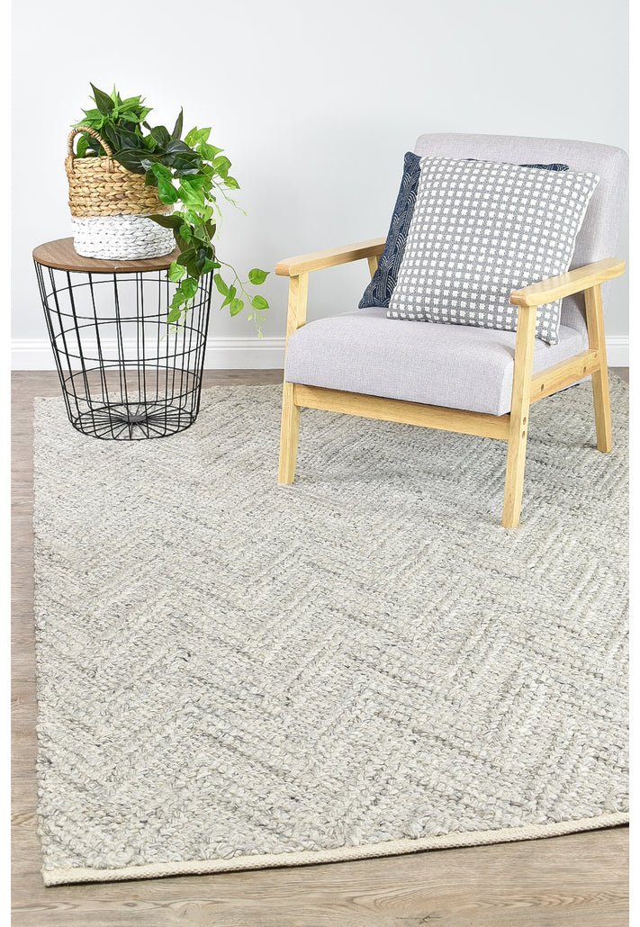 Looma Grey Wool Rug