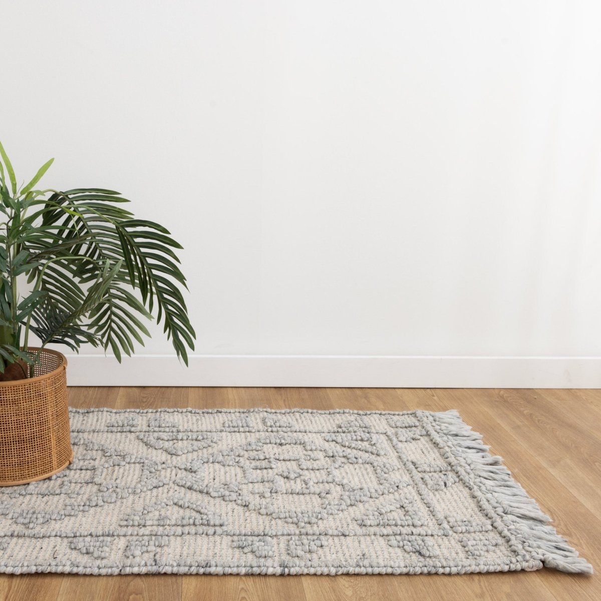Marco Ornamental Grey Wool Rug