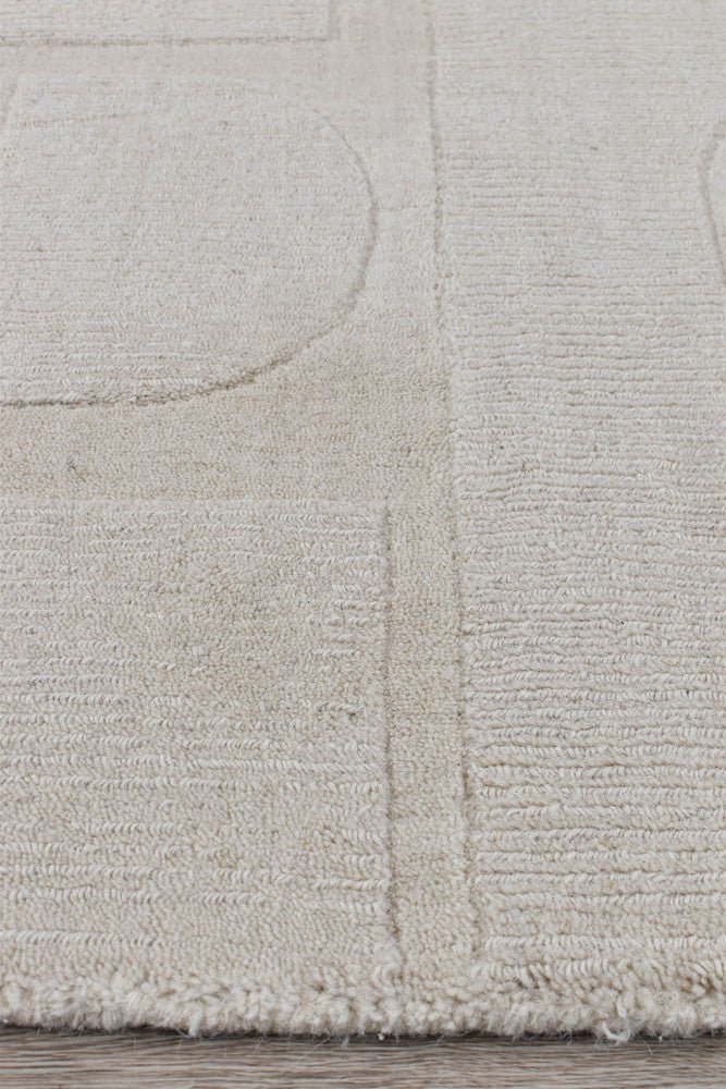 Meeka Powdered Beige Wool Rug