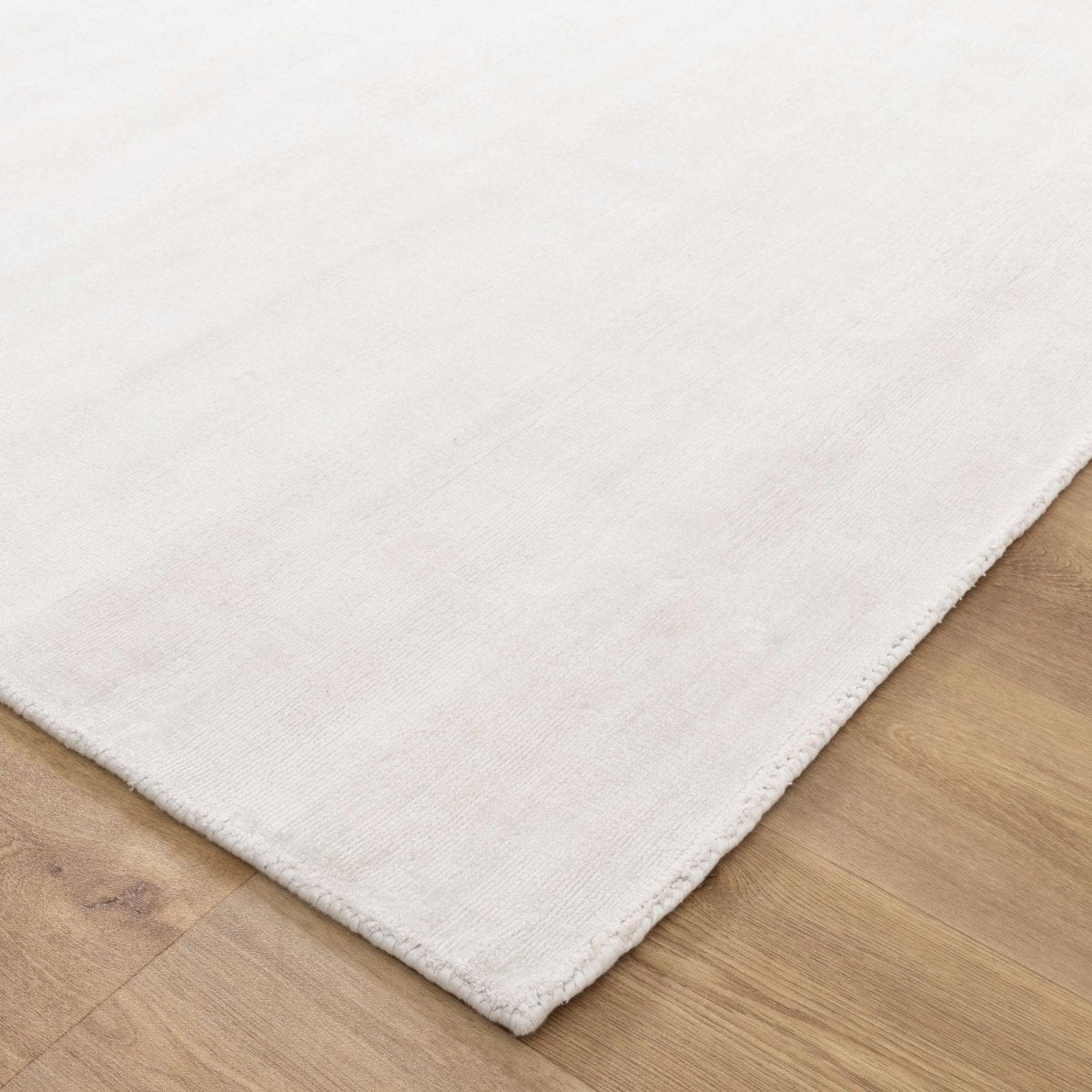 Mirra Pearl Viscose Rug