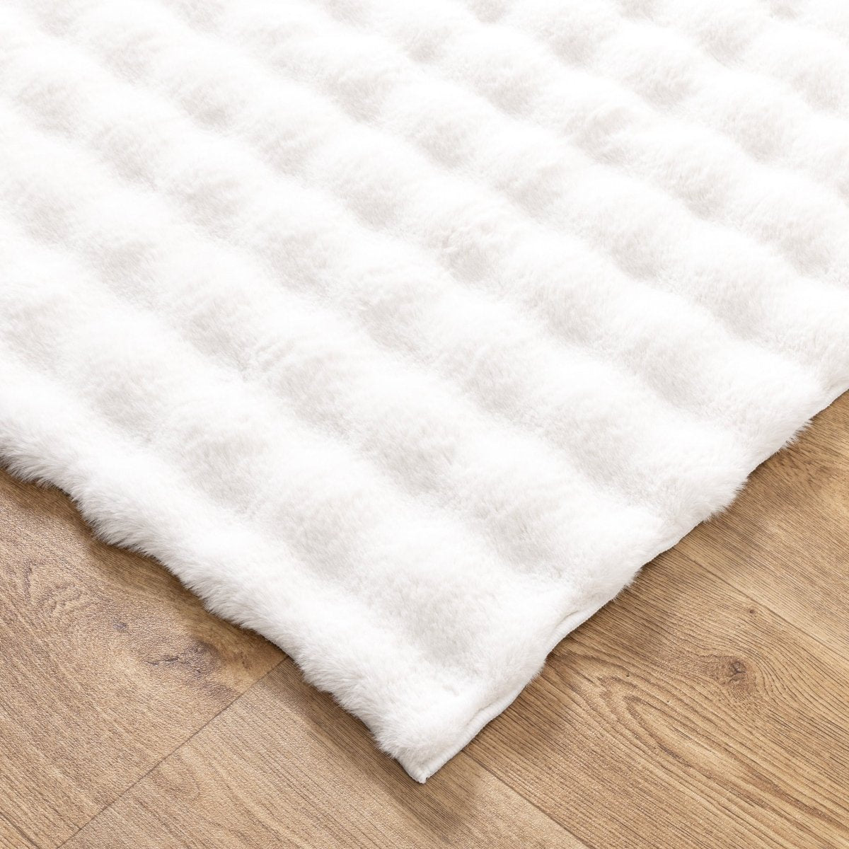 Nara White Washable Rug