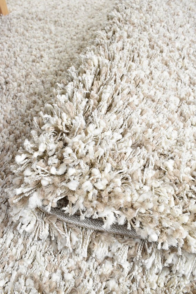 Plain Beige Shaggy Rug