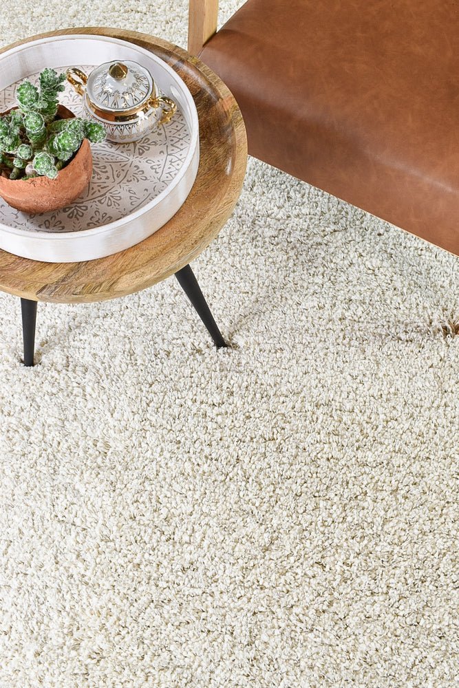 Plain Natural Shaggy Rug