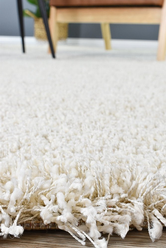 Plain Natural Shaggy Rug