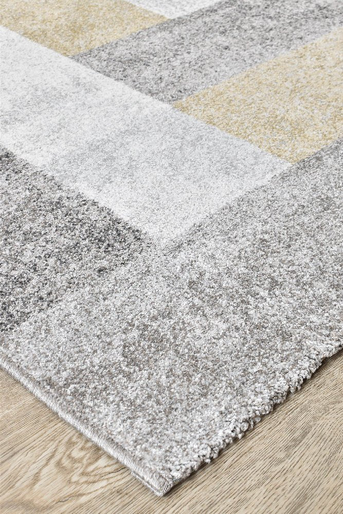 Quill Earth Labrinth Rug