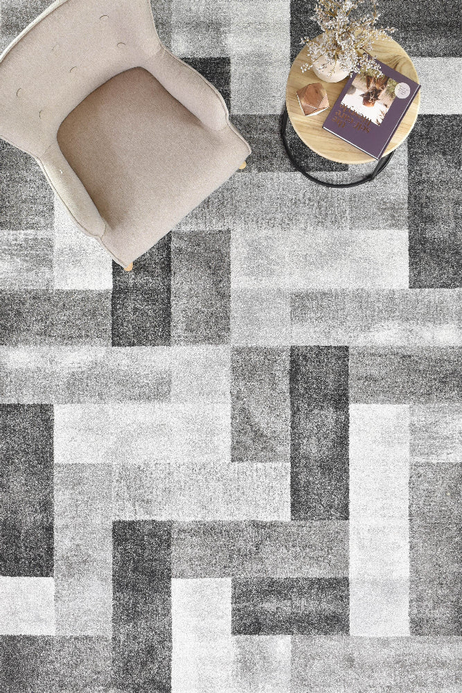 Quill Grey Labrinth Rug