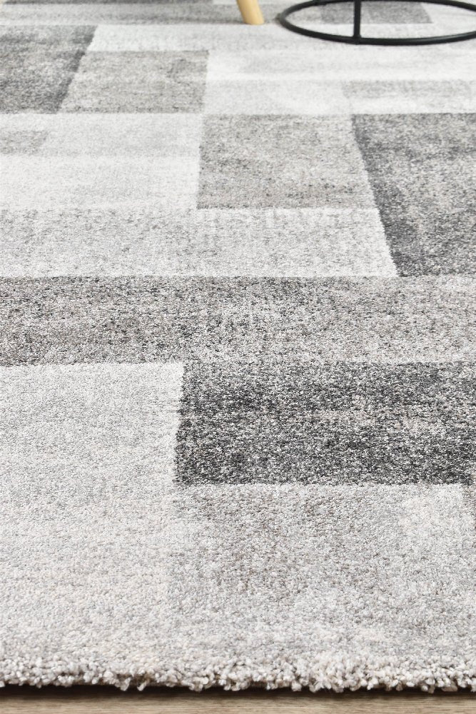 Quill Grey Labrinth Rug