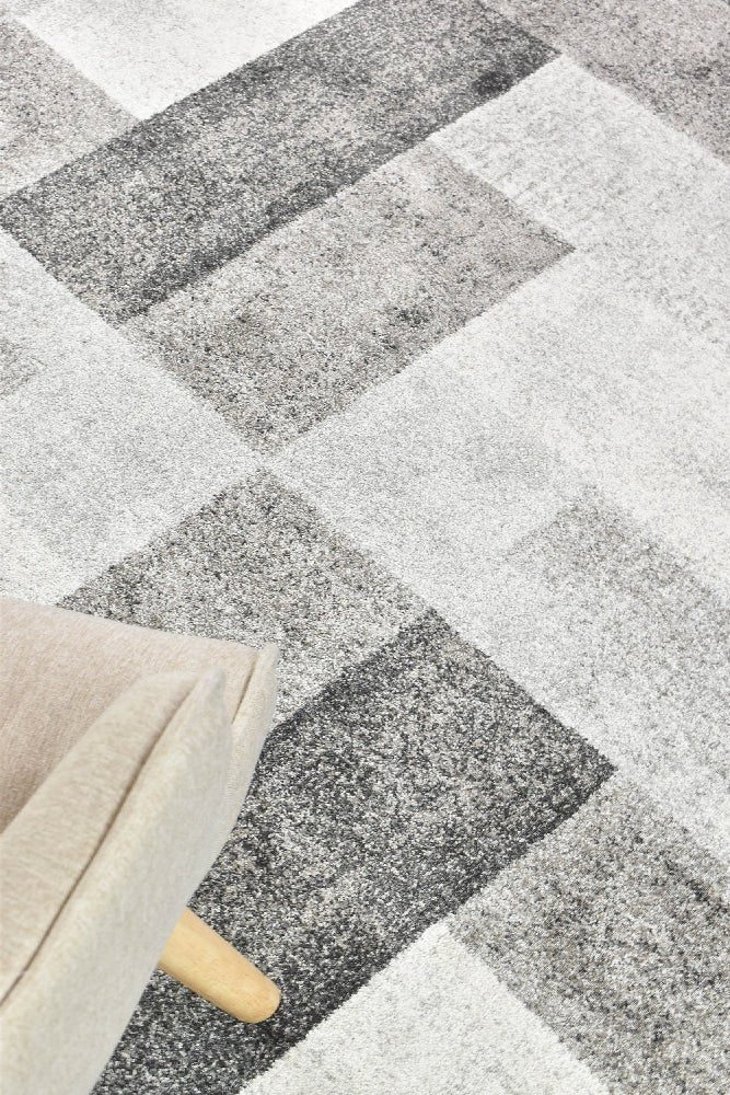 Quill Grey Labrinth Rug