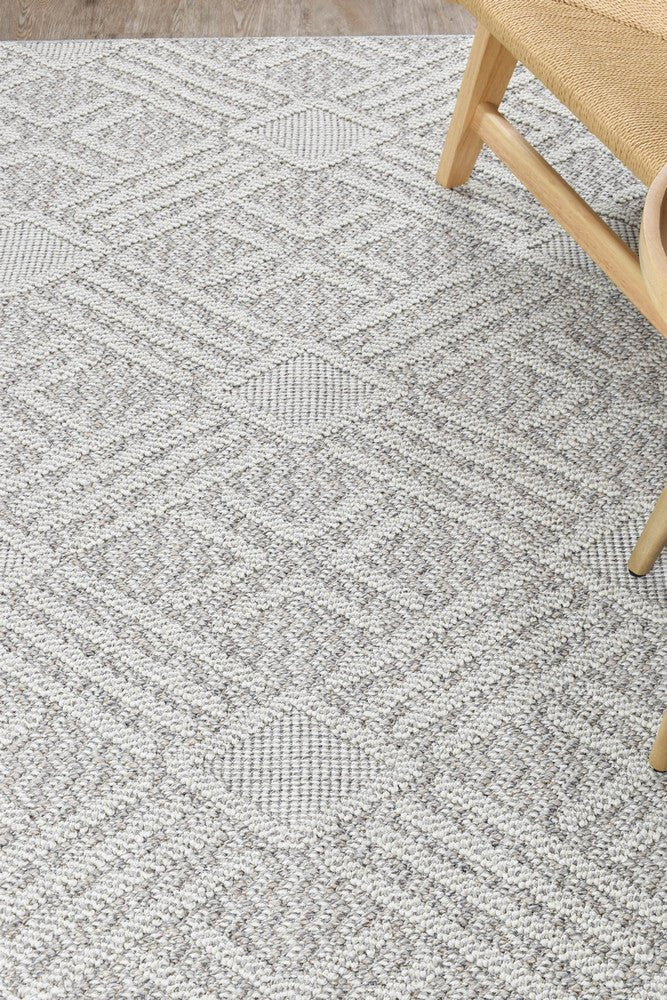 Rift Diamond Grey Outdoor Rug