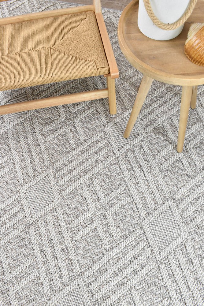 Rift Diamond Grey Outdoor Rug