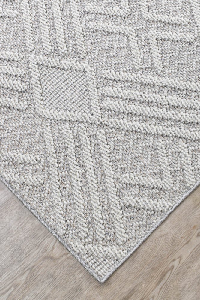 Rift Diamond Grey Outdoor Rug