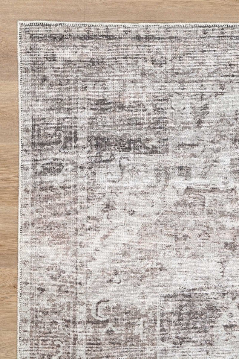 Royal Chateau Ash Runner