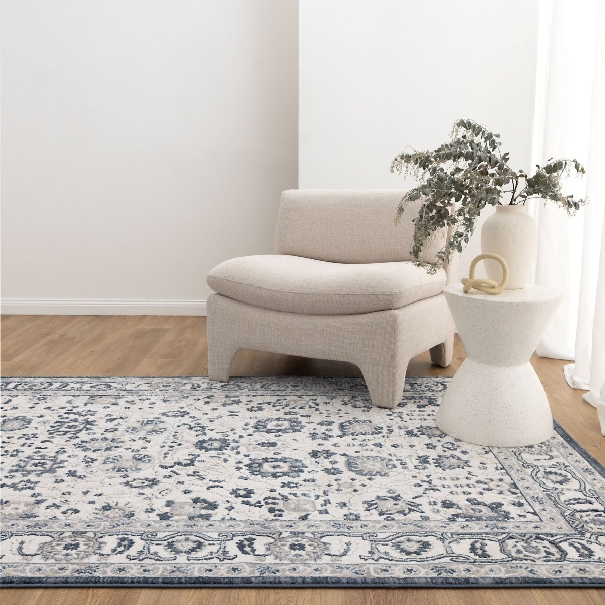 Seren Floral Traditional Blue Rug