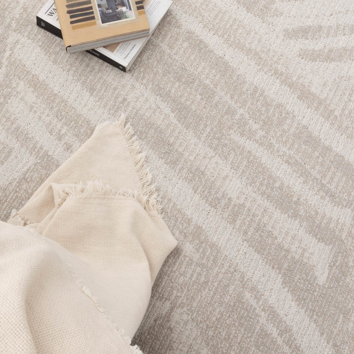 Sierra Geo Lines Beige Cream Rug