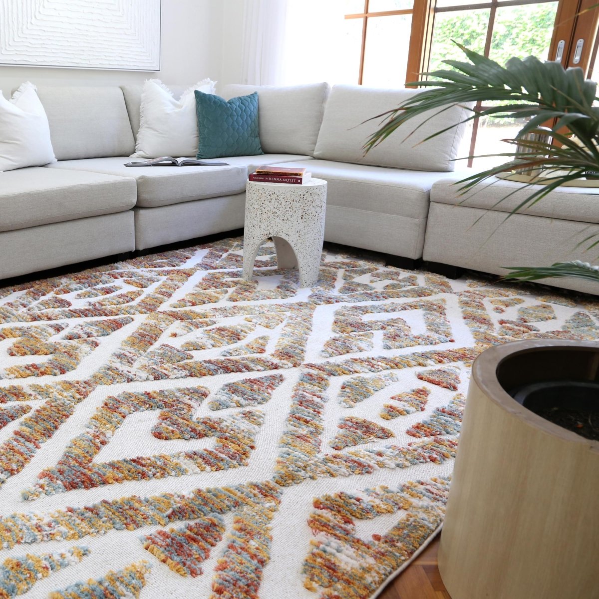 Sleek Safa Geometric Multi Rug Area Rug | Ruggy