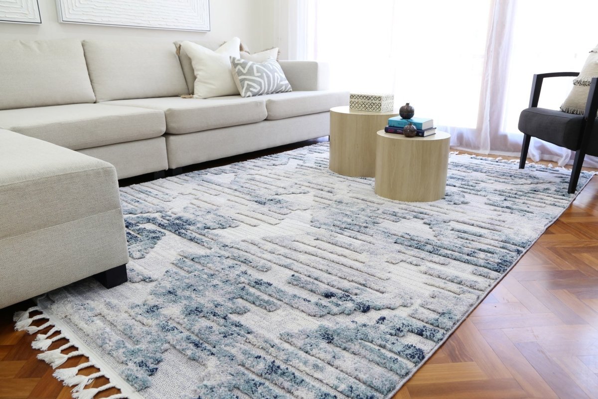 Sleek Yara Geometric Blue & Grey Rug Area Rug | Ruggy