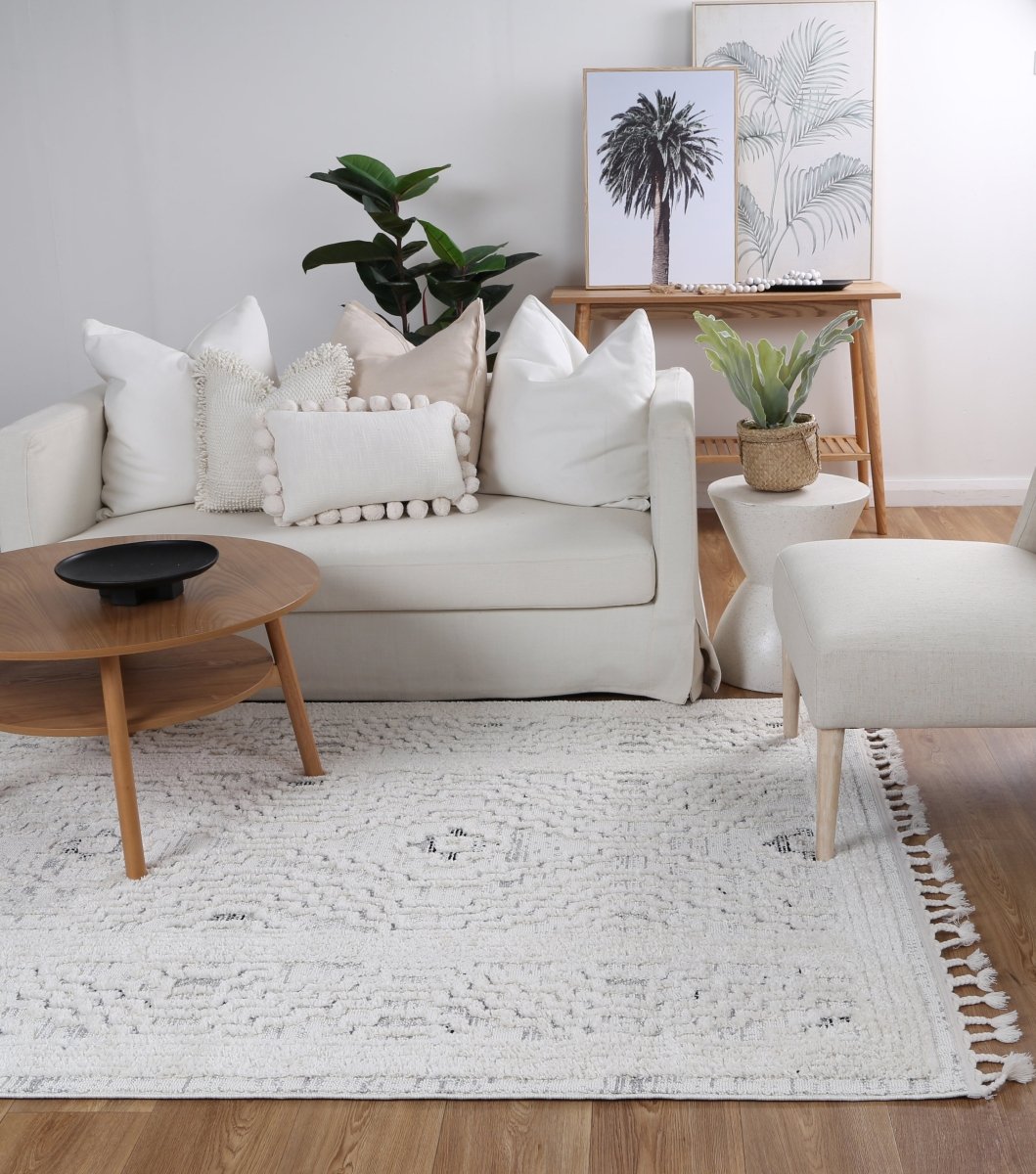 Sleek Zanzia White Rug Area Rug | Ruggy