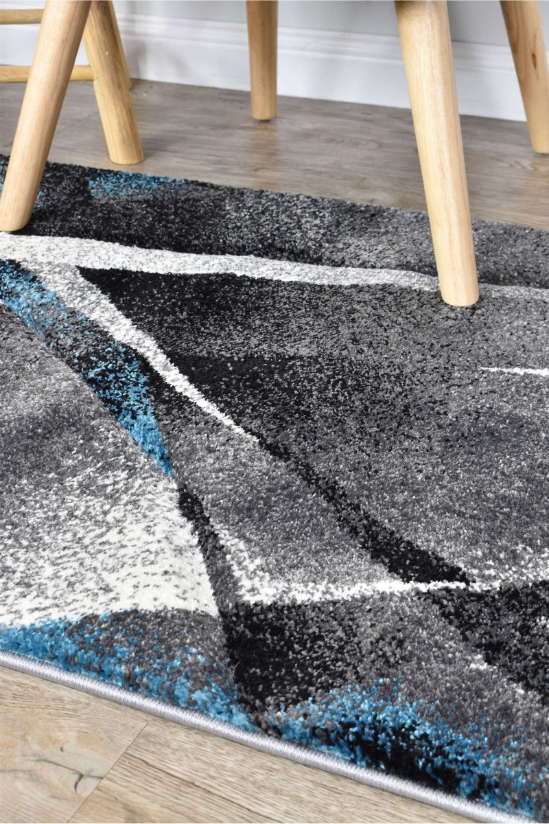 Sol Grey Turquoise Trigonal Rug