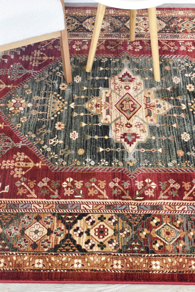 Tamar Red Traditional Rug