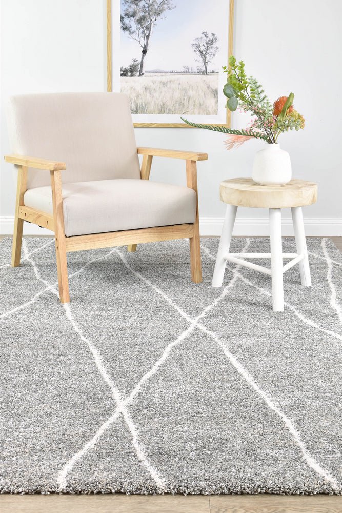 Thorne Diagonal Bedrock Shaggy Rug