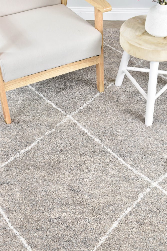 Thorne Diamond Shaggy Rug