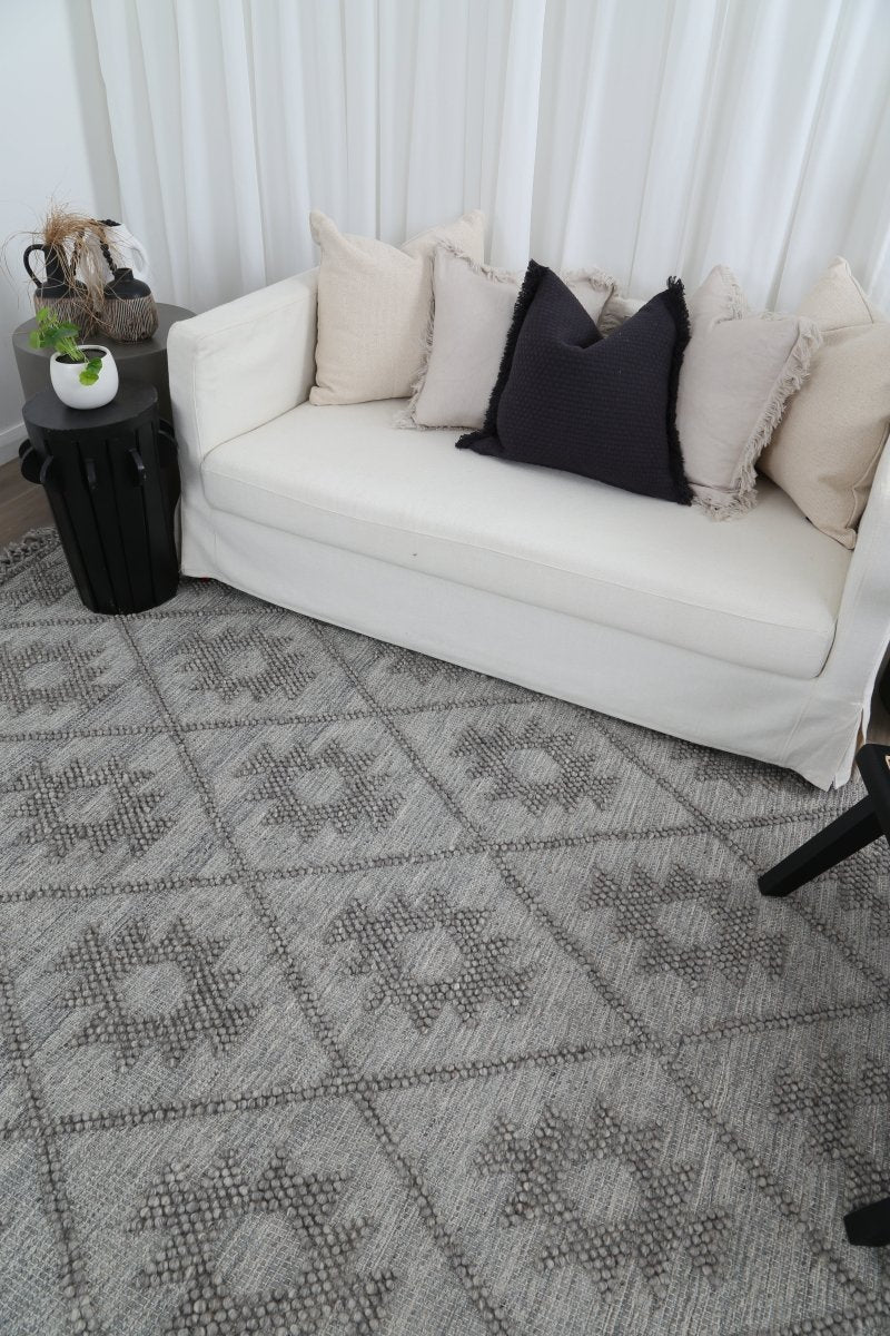 Treasure Geometric Grey Multi Wool Rug Area Rug | Ruggy