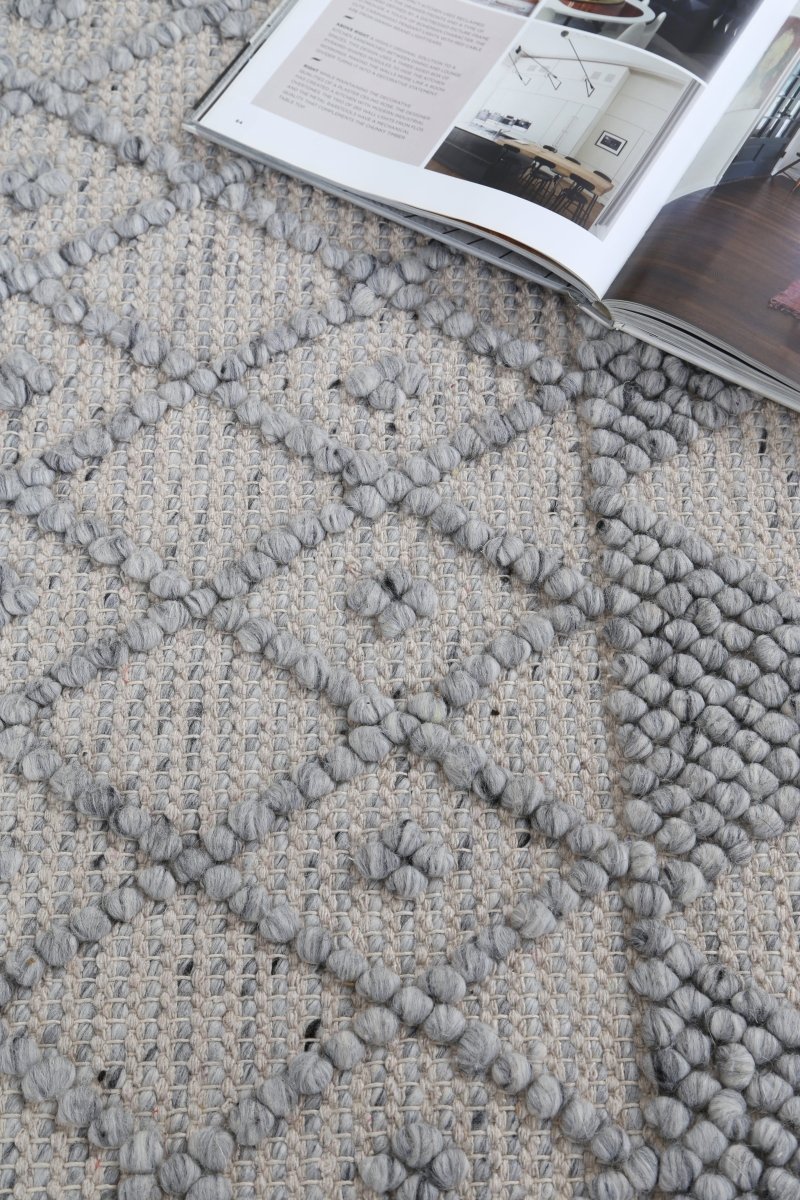 Treasure Inca Light Grey Wool Rug Area Rug | Ruggy