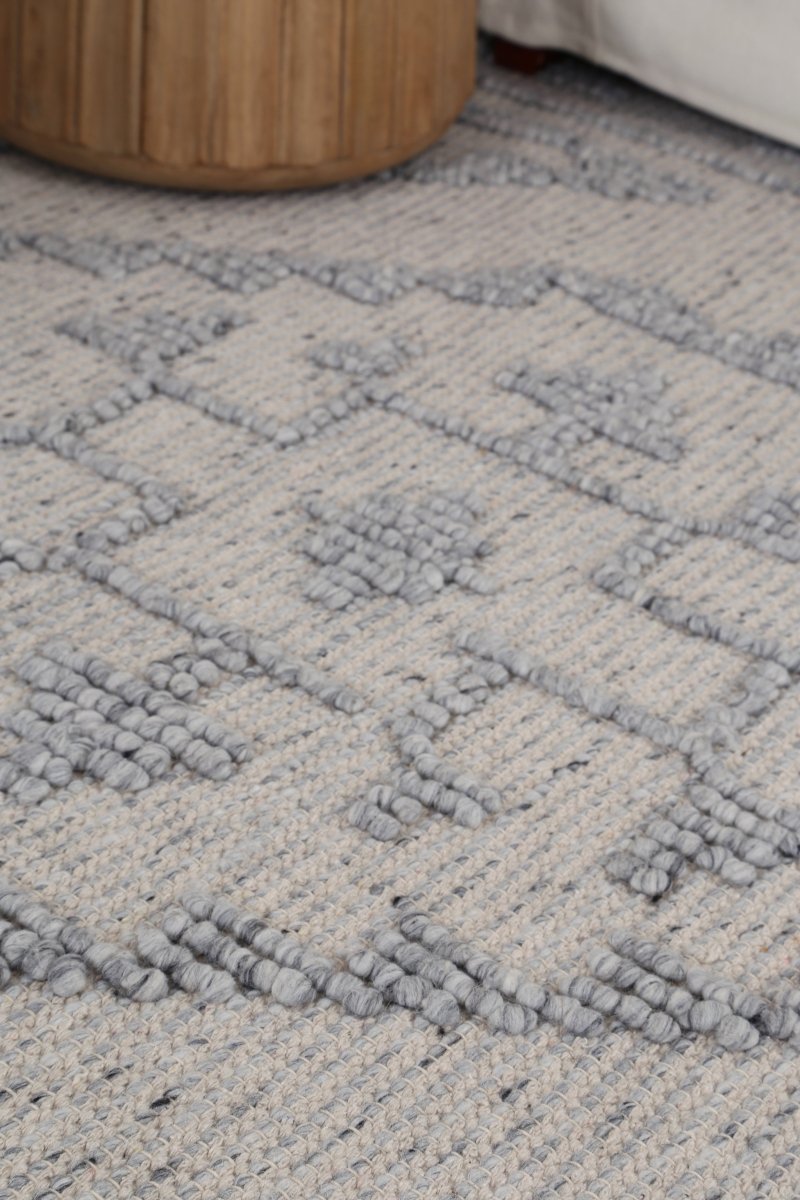 Treasure Ornamental Light Grey Wool Rug Area Rug | Ruggy