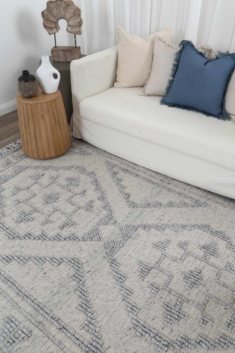 Treasure Ornamental Light Grey Wool Rug Area Rug | Ruggy