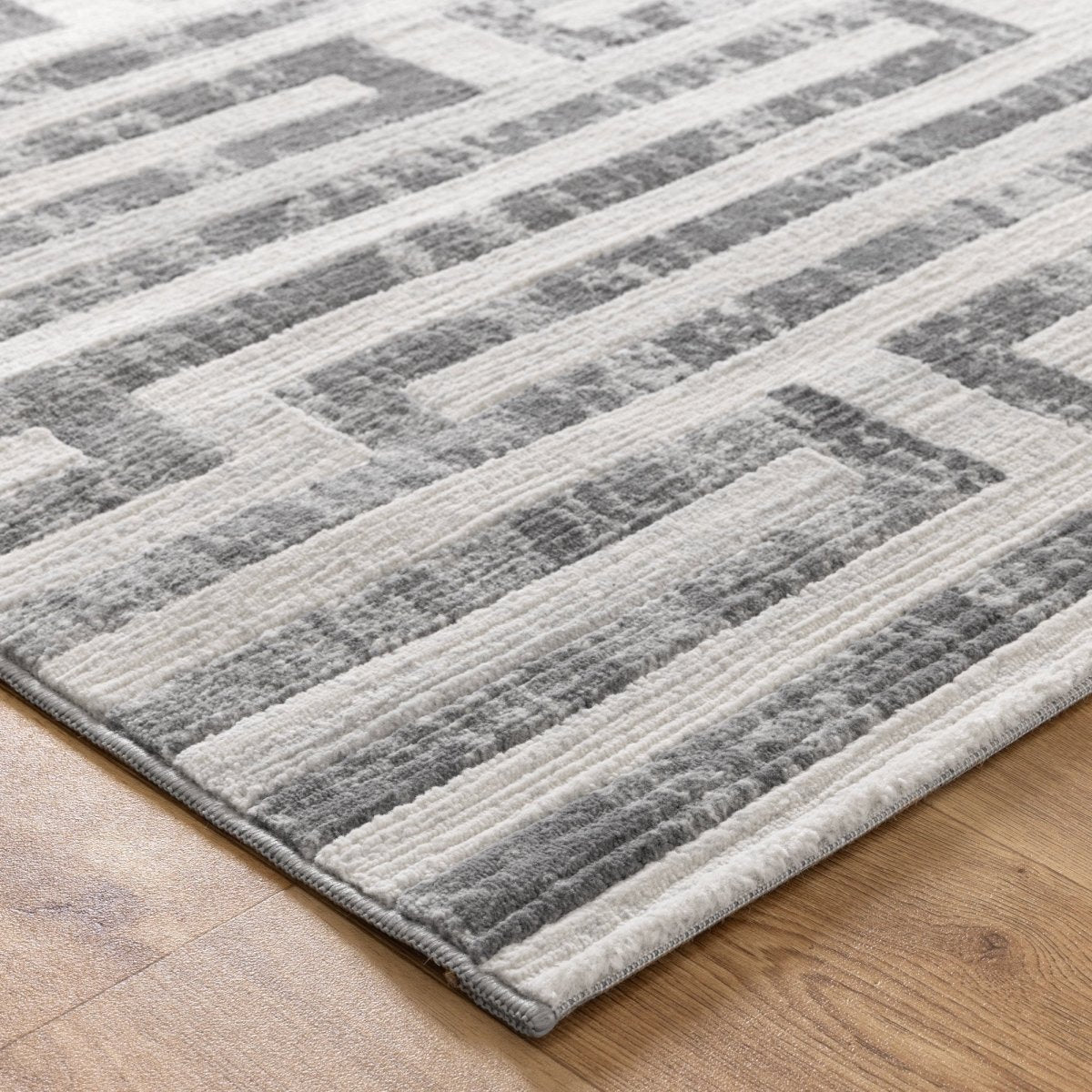 Velvet Maze Grey Modern Rug Area Rug | Ruggy