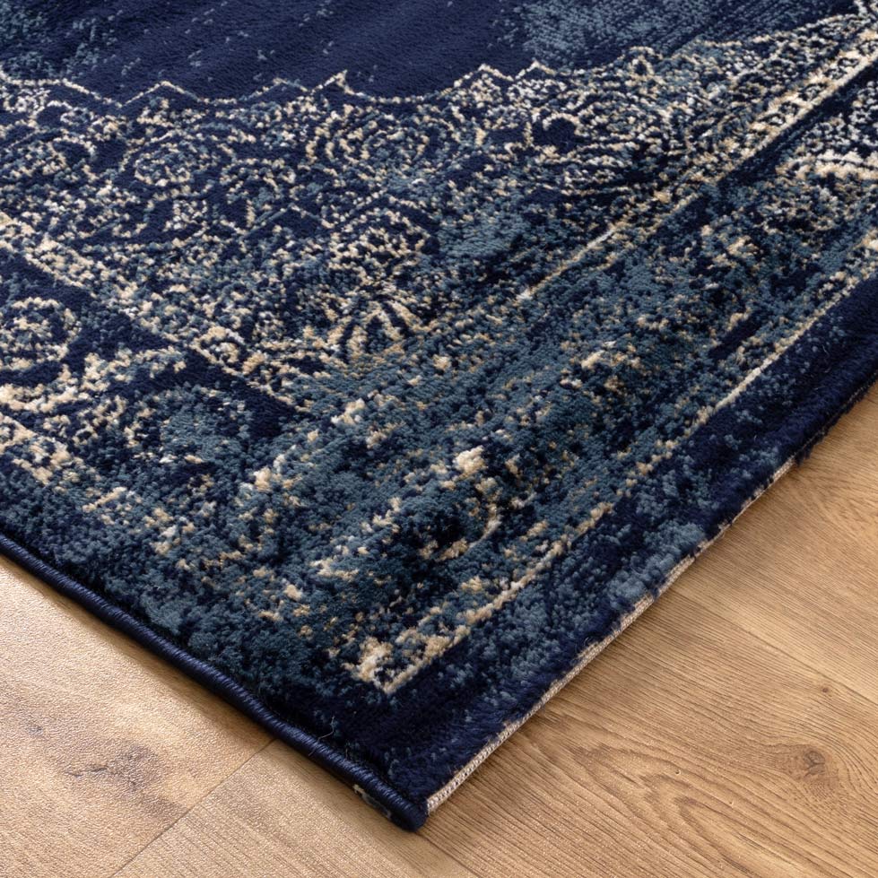 Vivid Distressed Traditional Navy Rug