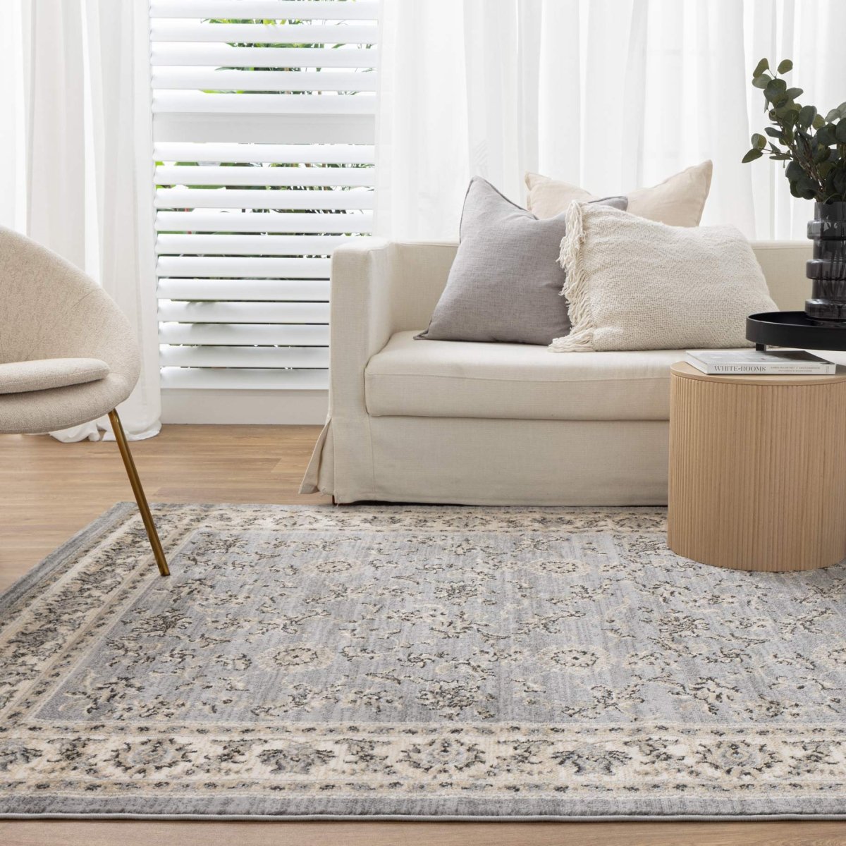 Vivid Grey Cream Border Rug