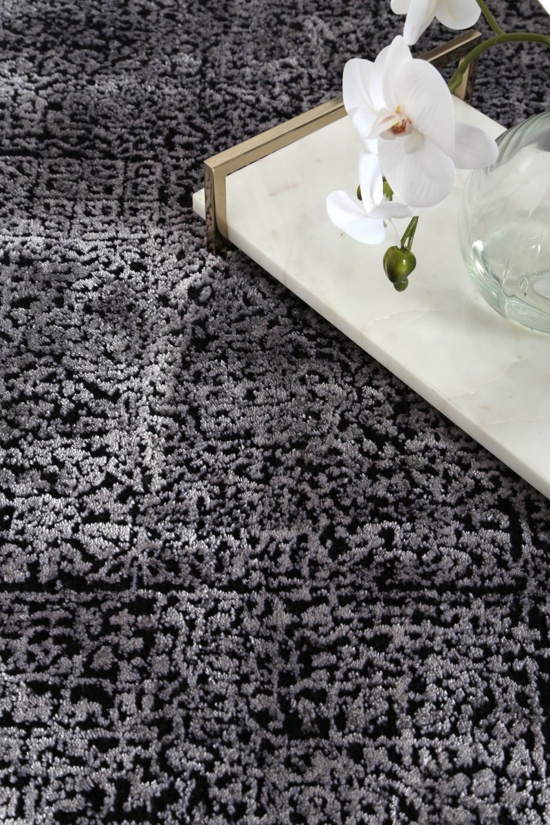 Vogue Bedford Silver Rug