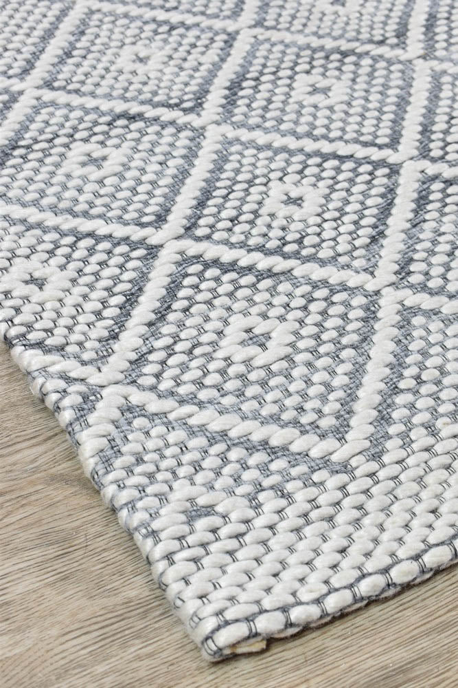 Yarra Diamond Wool Viscose Rug