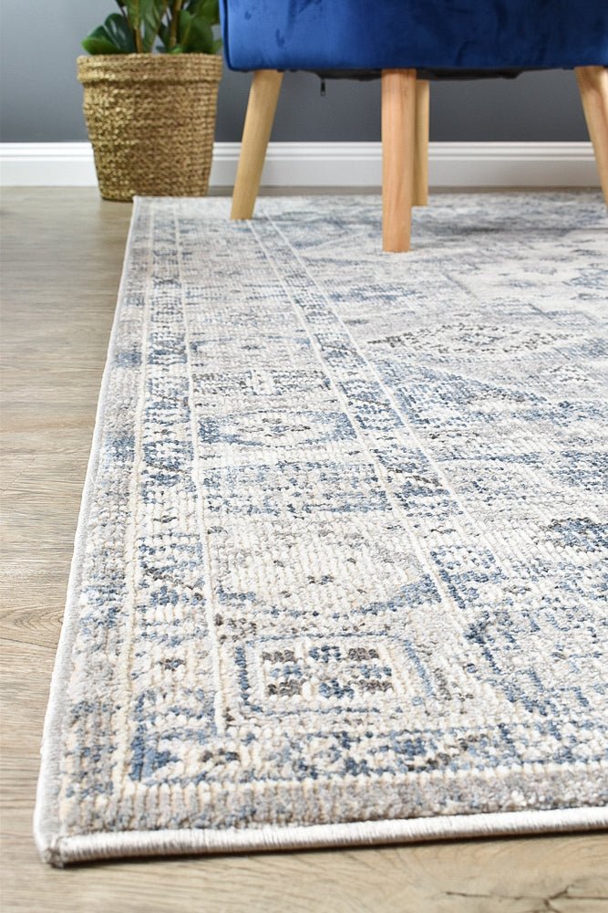 Zircon Blue Light Grey Rug