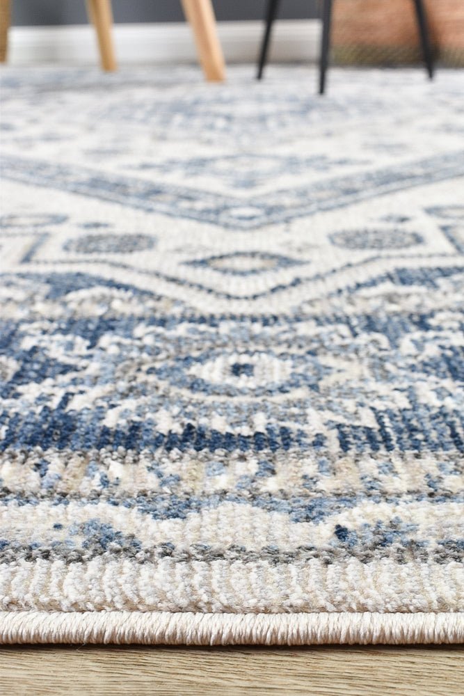 Zircon Cream Blue Traditional Rug