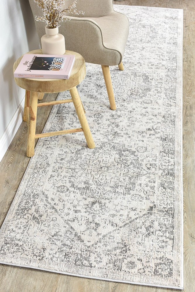 Zircon Grey Tradtional Rug