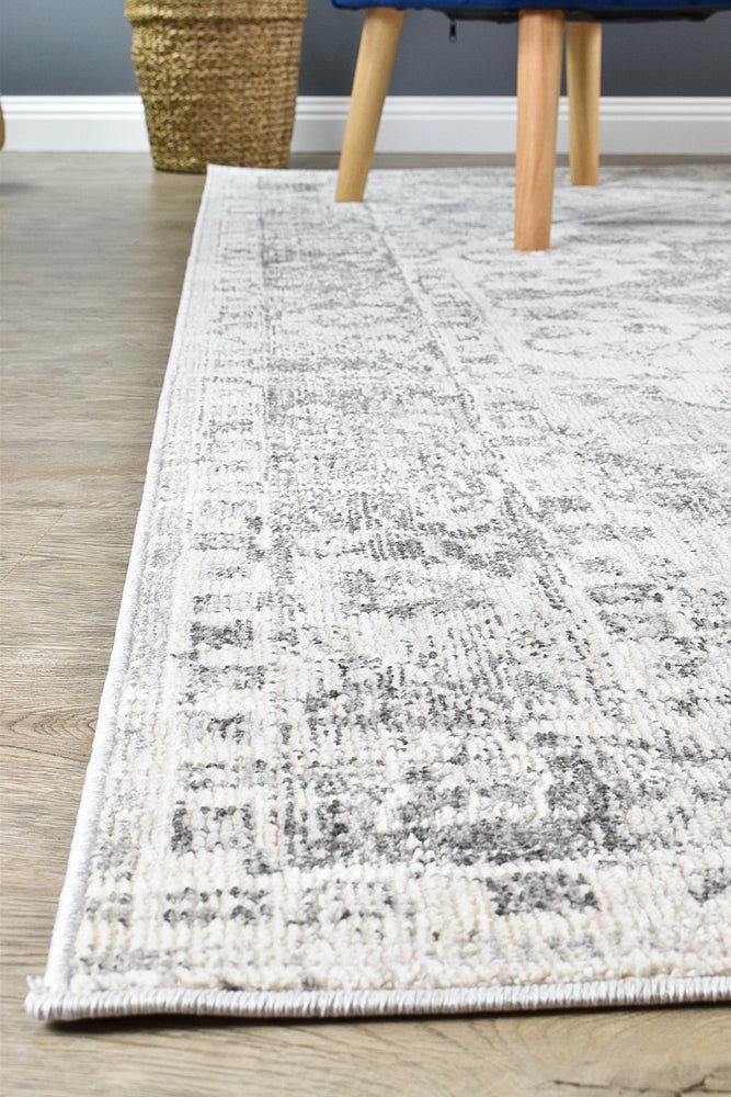 Zircon Grey Tradtional Rug