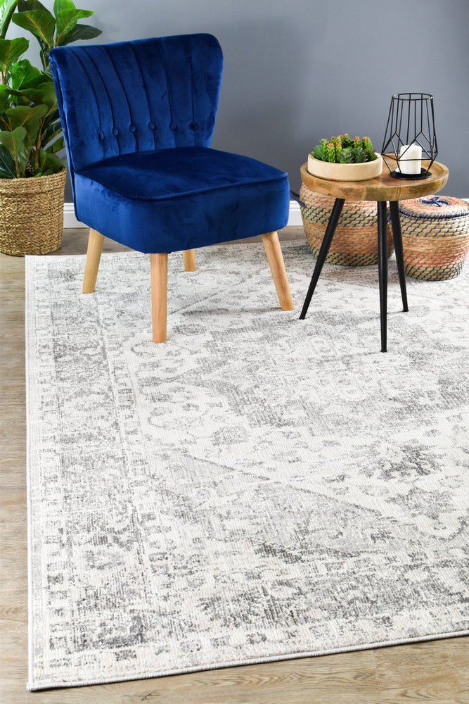 Zircon Grey Tradtional Rug