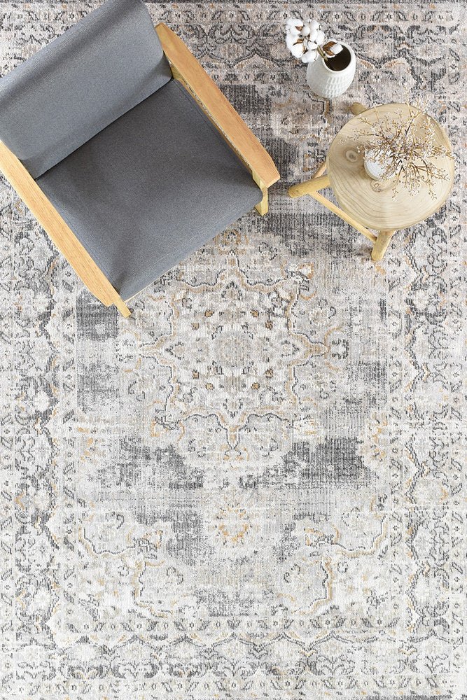 Zircon Light Grey Traditional Rug