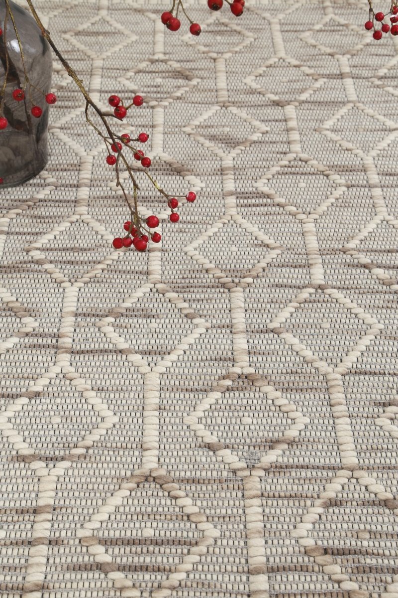 Dulcet Lattice Beige Wool Rug - Ruggy