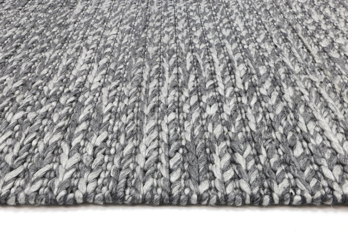 Grace Cue Charcoal Wool Blend Rug - Ruggy