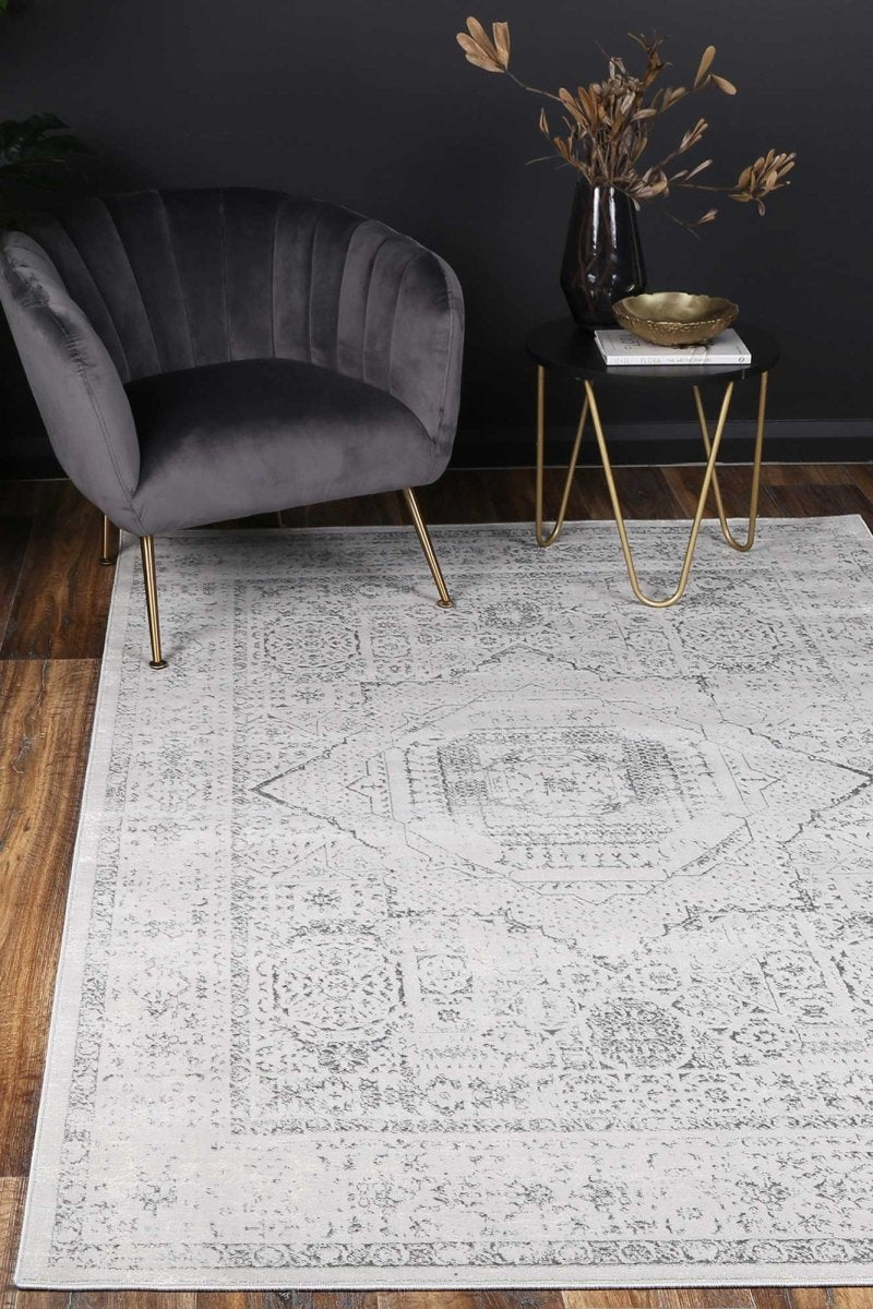 Icon Grey Traditional Rug - Ruggy