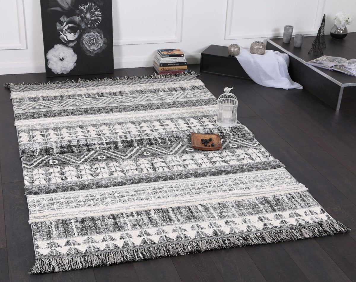 Lace Lines Anthracite Rug - Ruggy