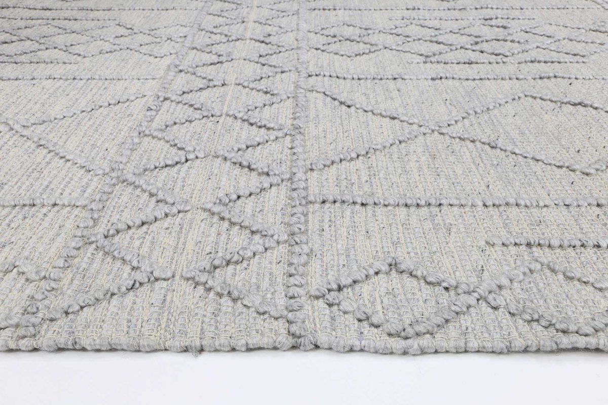 Lavish Diamond Tribal Grey Wool Rug - Ruggy