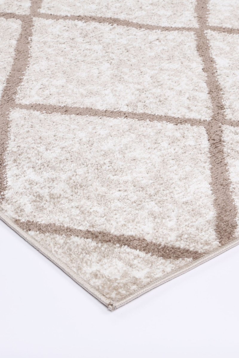 Limerence Diamond Latte Rug - Ruggy