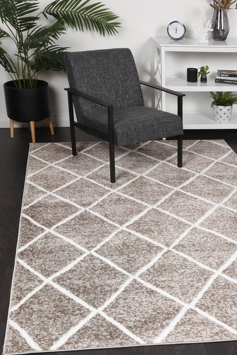 Limerence Diamond Mocha Rug - Ruggy