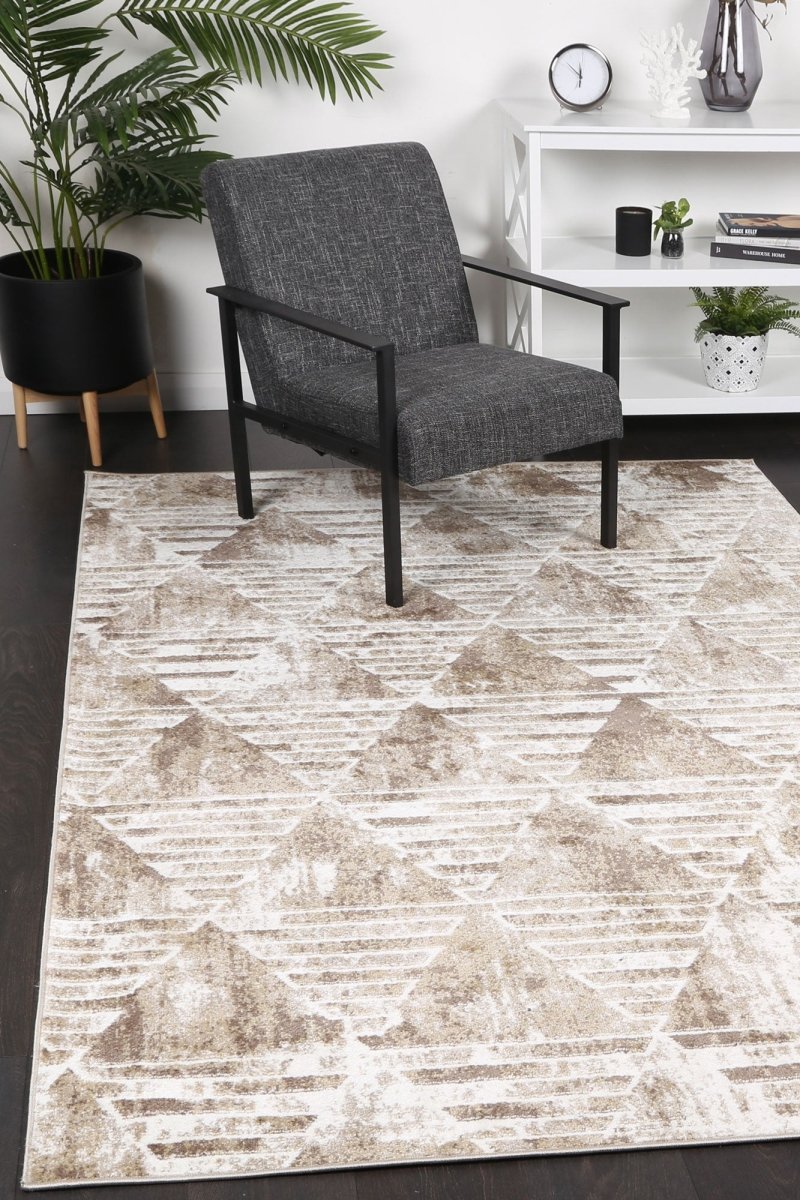 Limerence Transitional Geometric Latte Rug - Ruggy