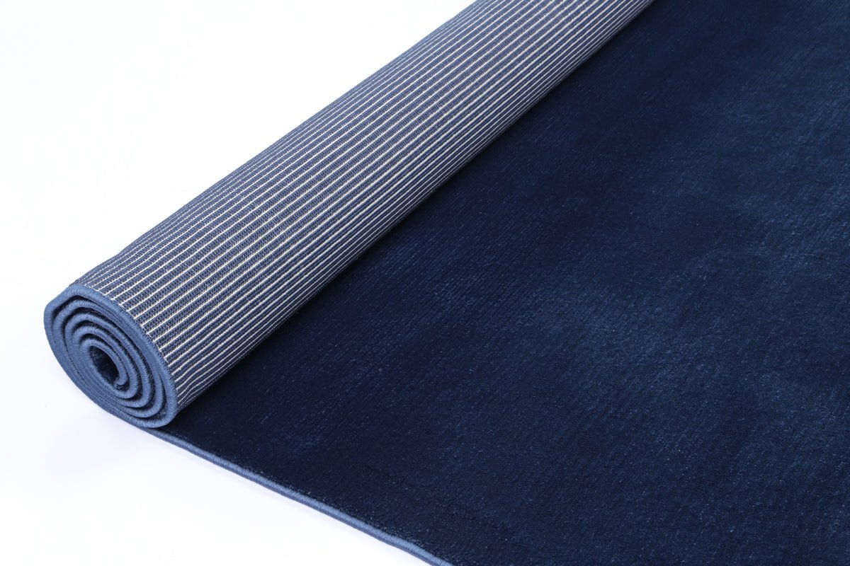 Luxura Wool Blue Rug - Ruggy