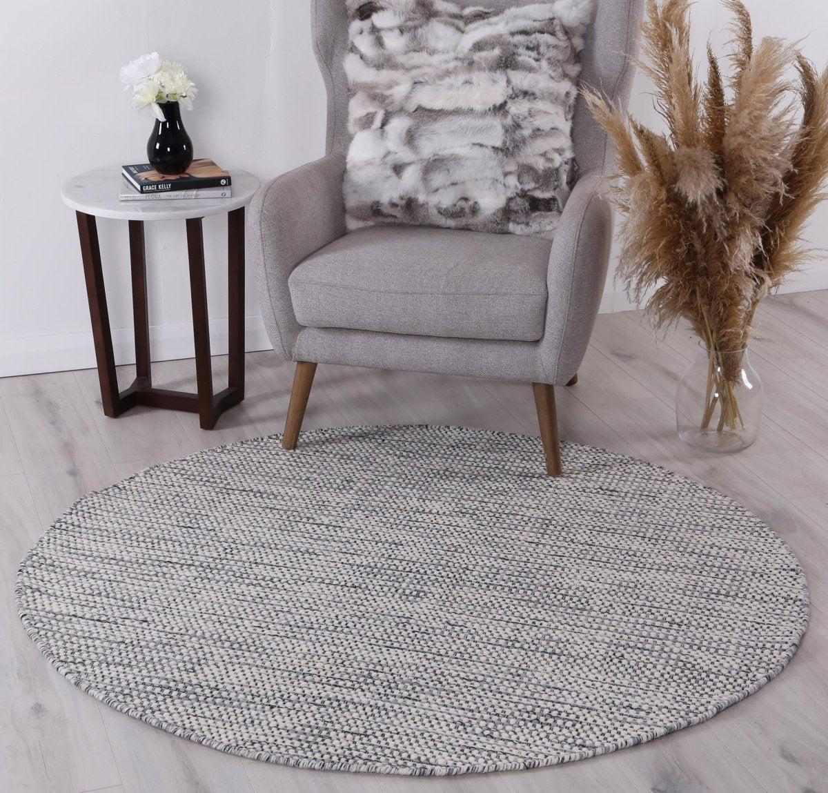 Majesty Grey Reversible Wool Round Rug - Ruggy